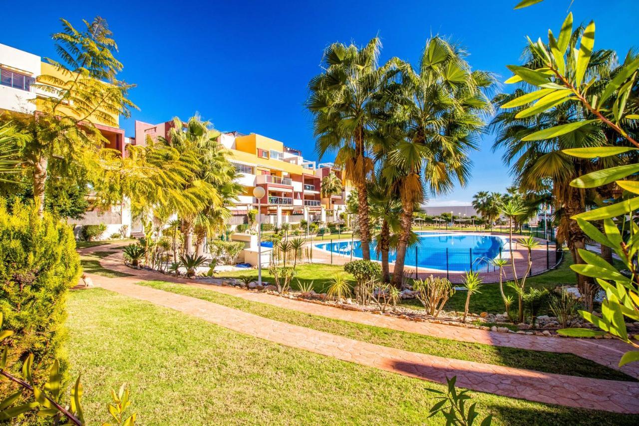 Bosque Apartment Playa Flamenca Ngoại thất bức ảnh